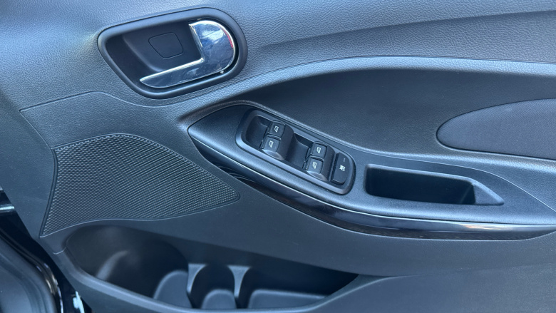 Ford KA+ 1.2 85 Zetec 5dr Petrol Hatchback